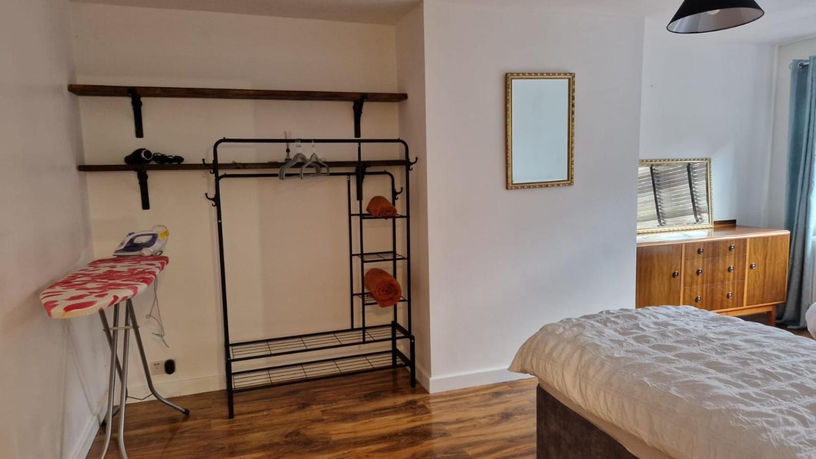 Amani Bungalow Brandon Kültér fotó